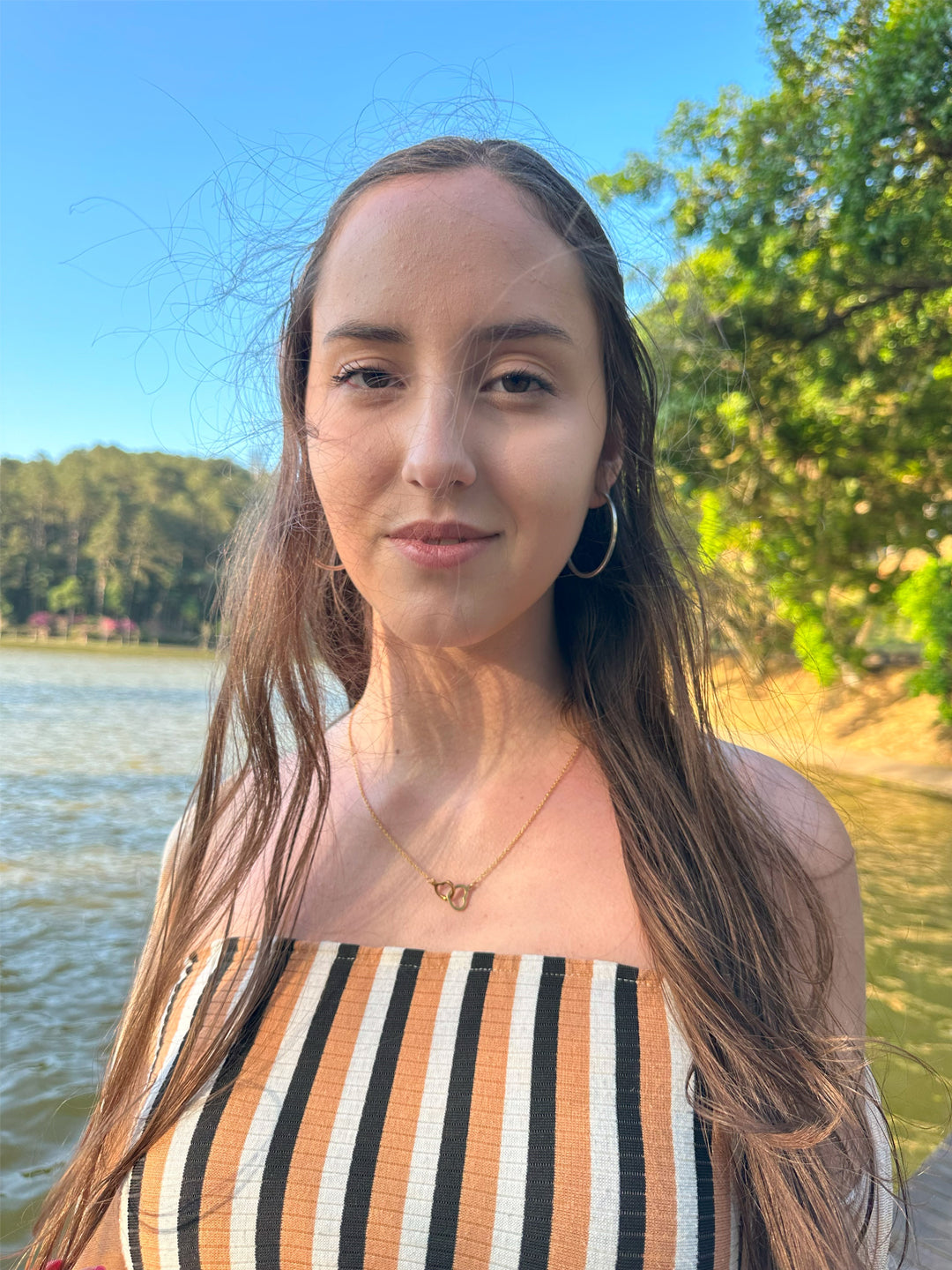 Caixa com Rosa Eterna & Colar Gravado com Nomes