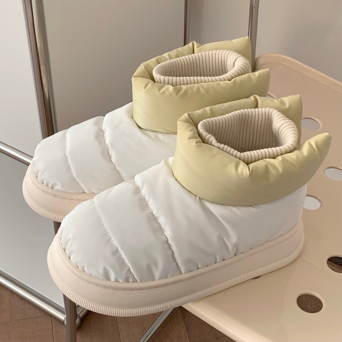 Botas Puff Femininas 'Pé de Algodão'
