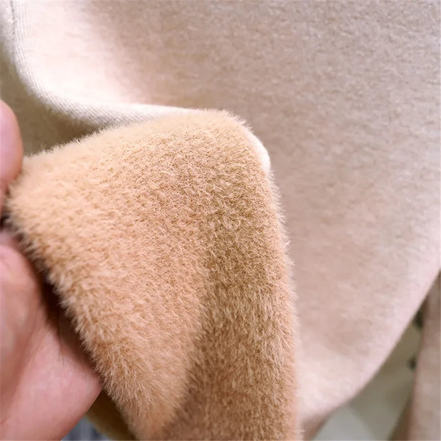 Suéter Térmico Peluciado com Gola Alta