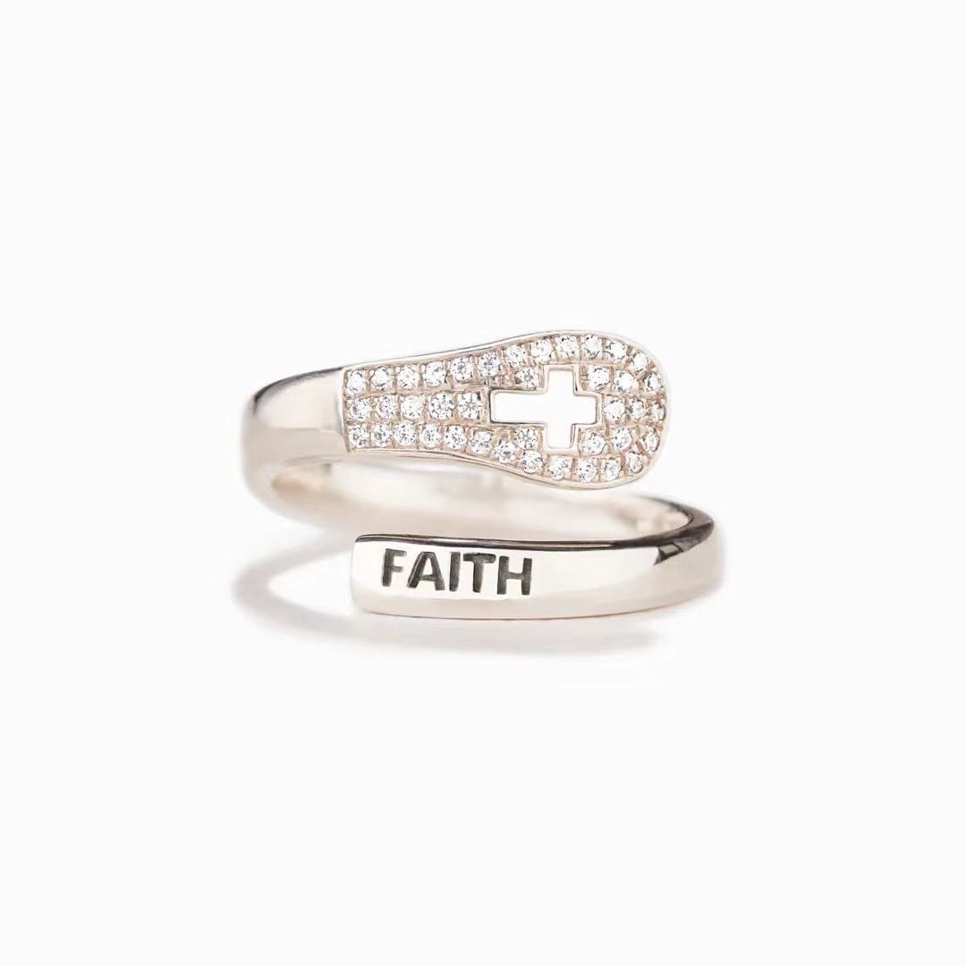 Anel de Família Cristã Feito à Mão "FAITH" em Zircão e Prata Esterlina 925