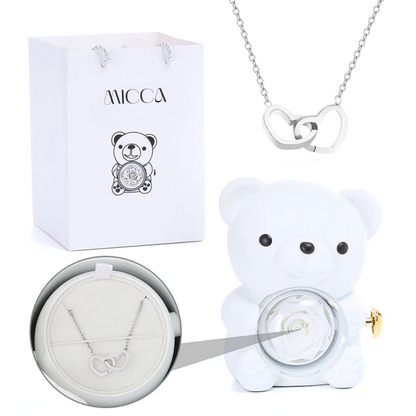 Urso com Rosa Eterna & Colar Gravado com Nomes