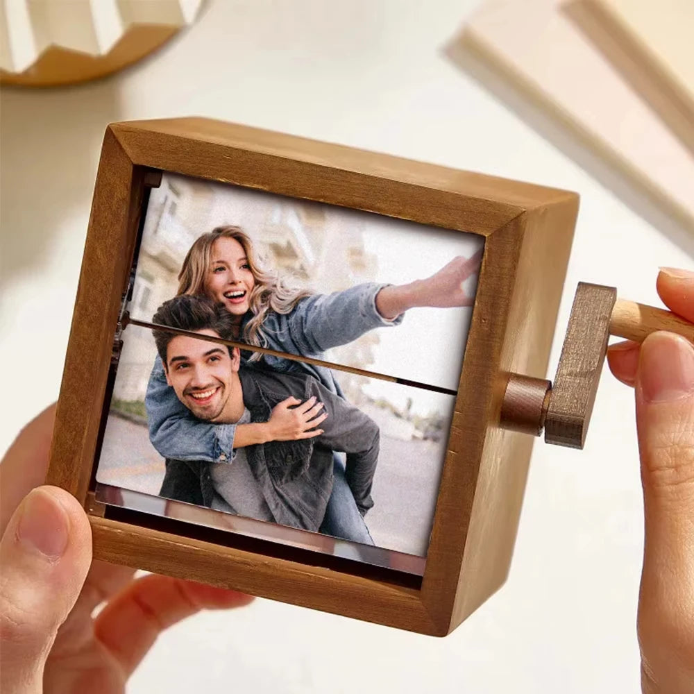 Caixa de Fotos Personalizadas - RetroLove