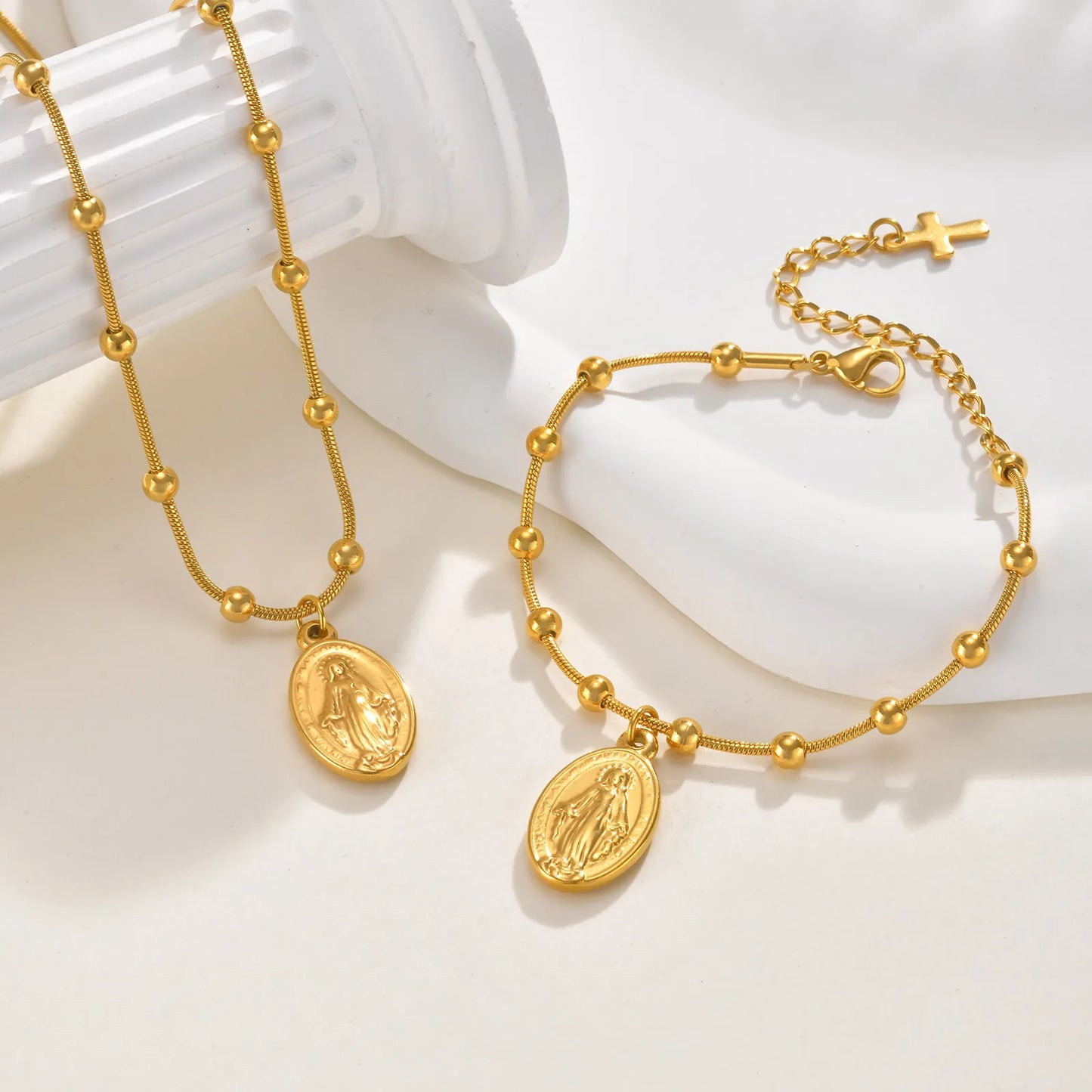 Conjunto Luz de Maria